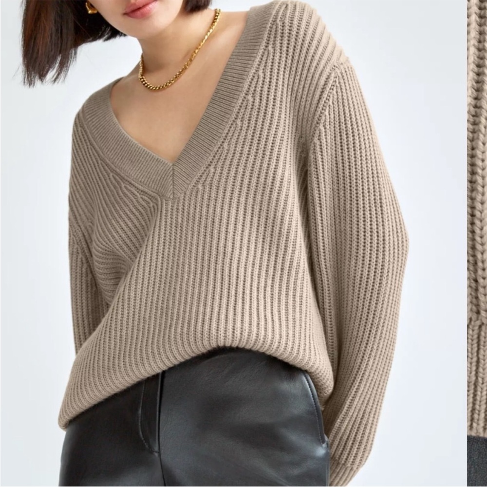 BABATON Minimalist Merino Wool Cozy Tan Preppy V-Neck Relaxed Fit Sweater